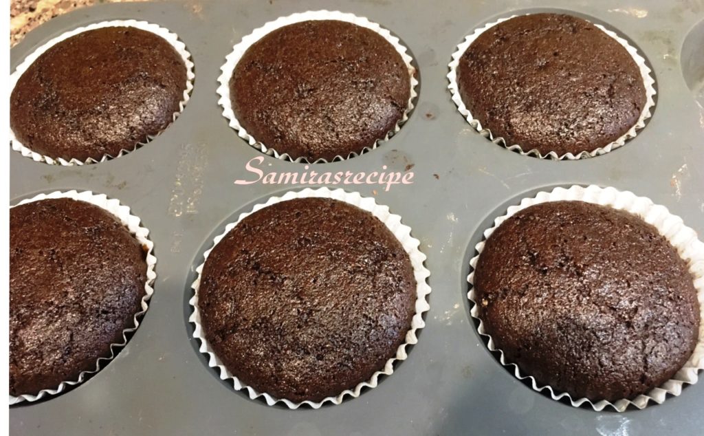 Chocolate Muffins Made in Microwave Convection