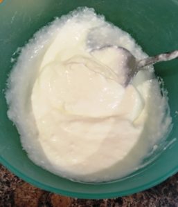 Whisk hung curd