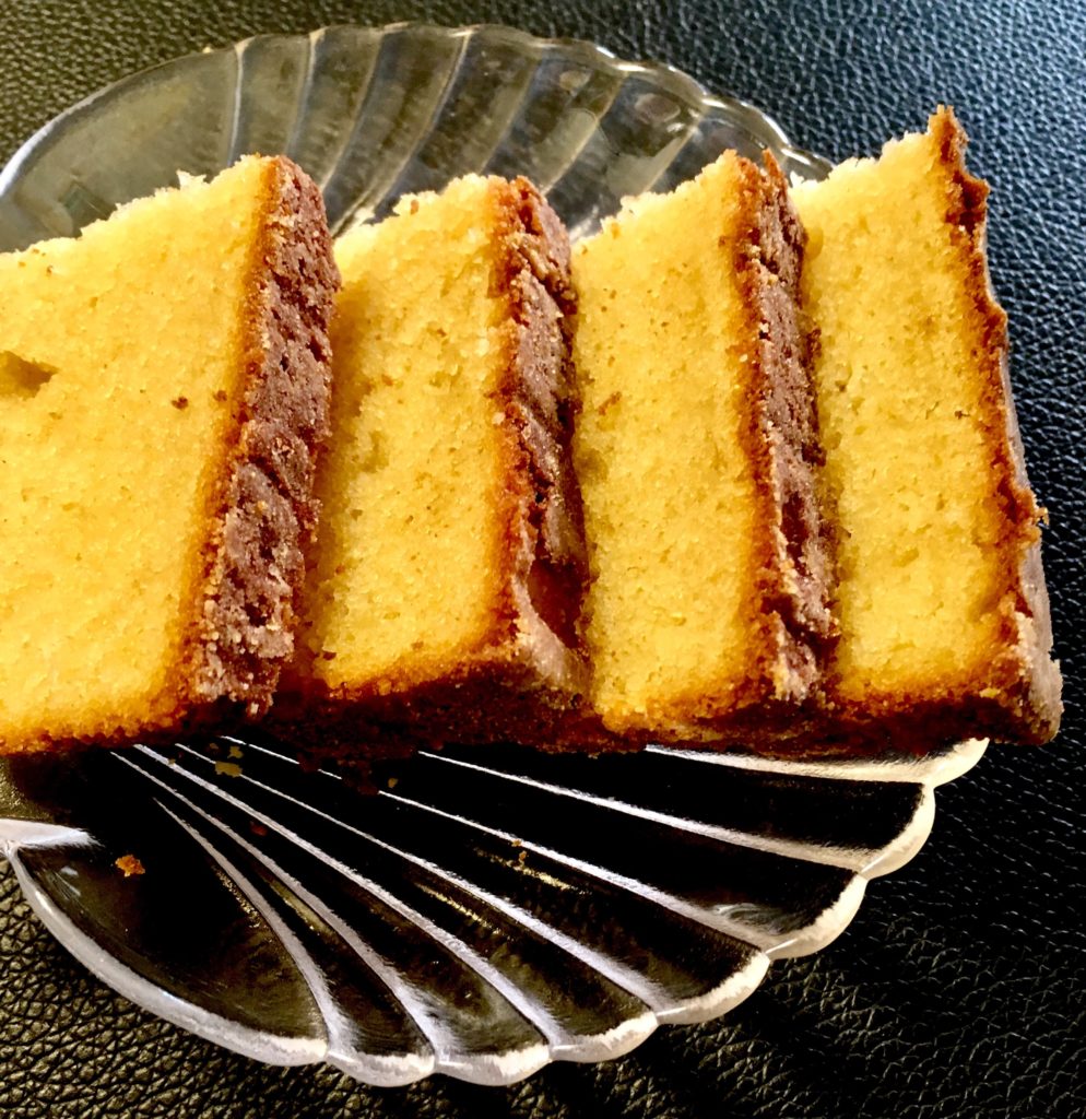 Eggless Cake in Cooker