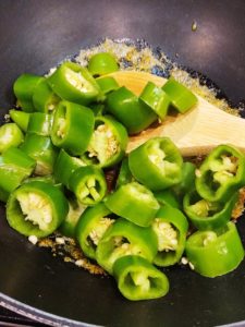 chopped green chillies